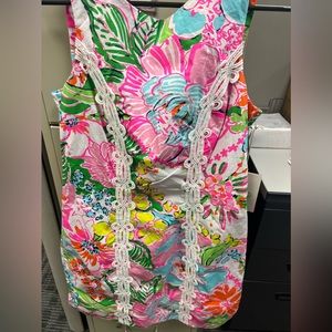 Lilly Pulitzer size 4 brand new w tags